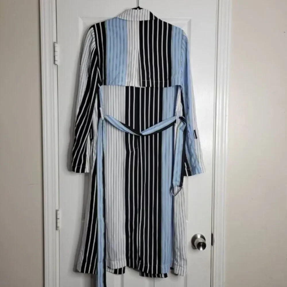 BCBGMAXAZRIA Shirt Jacket Small Black Blue Stripe Trech Belt Pockets Lightweight - Picture 9 of 11
